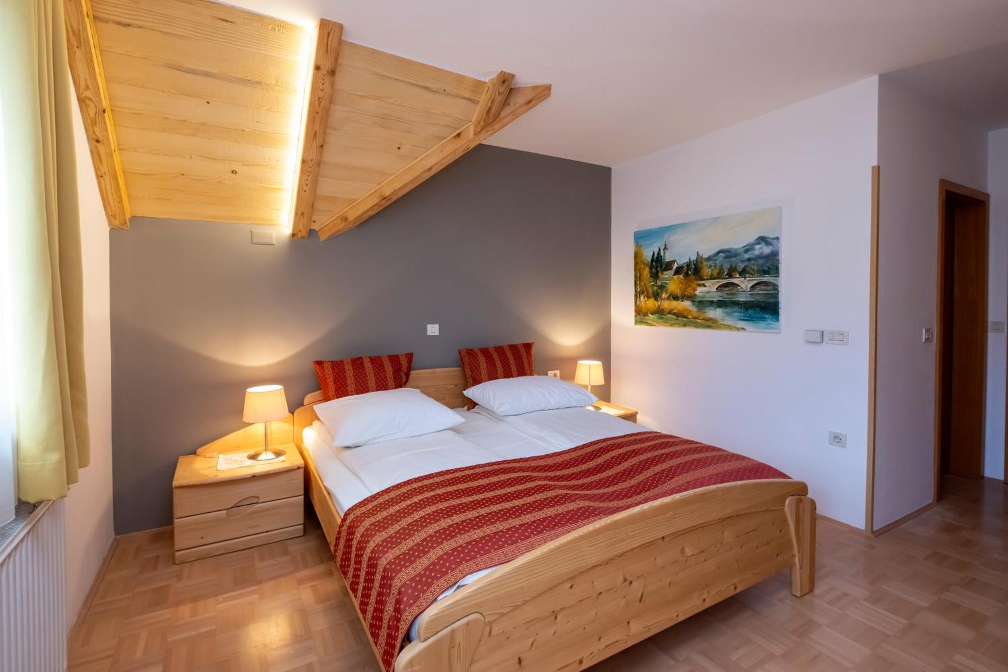 Art Hotel Kristal Бохинь Экстерьер фото